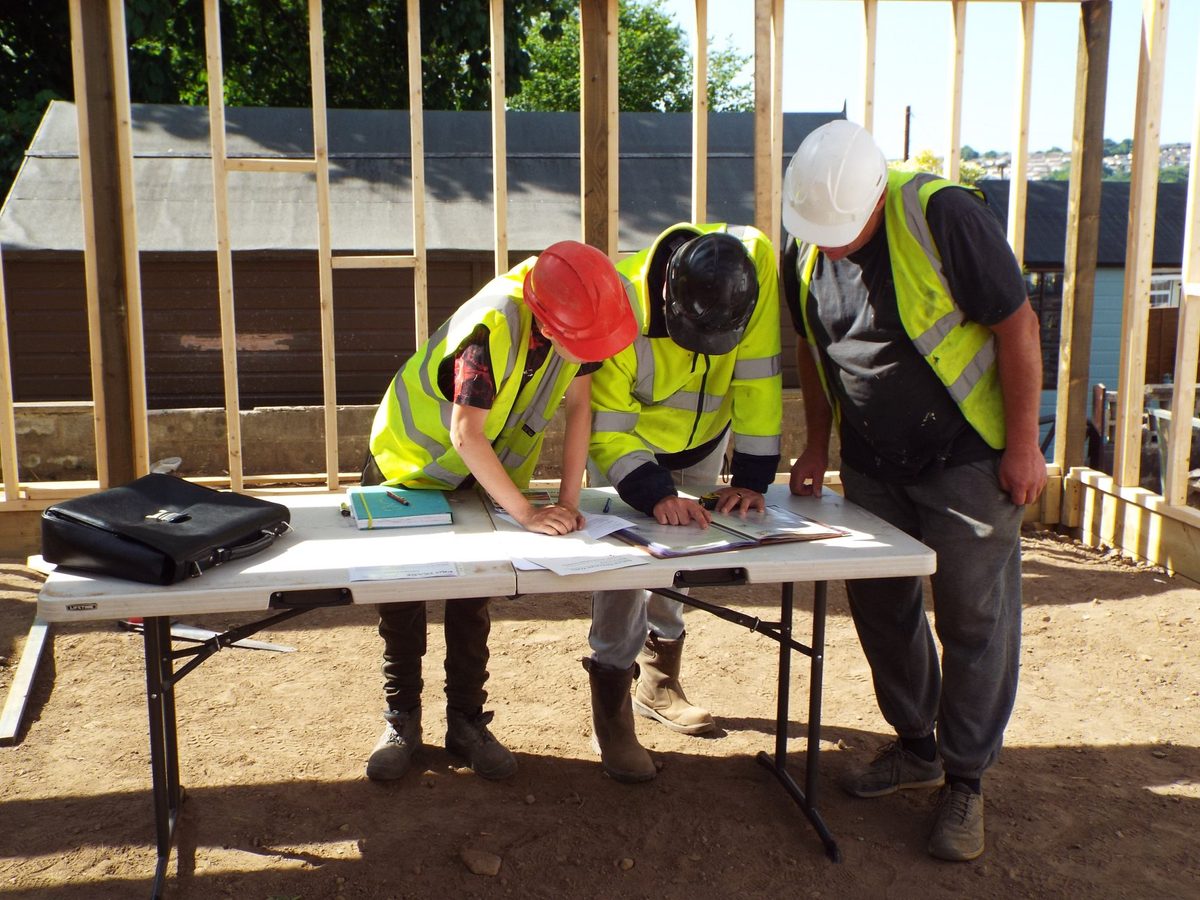 Independent cavity wall and damp survey in progress